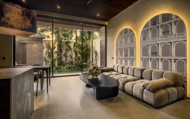 Umayam Luxury Townhouse 6 by Alfred in Bali