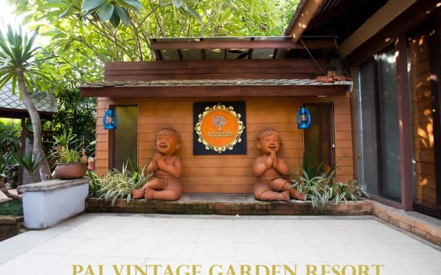 Pai Vintage Garden Resort
