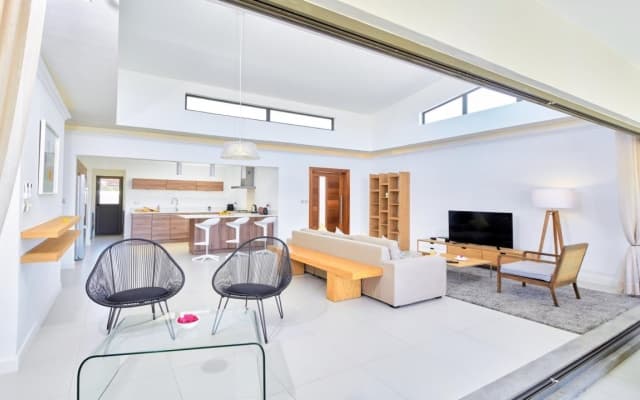 Corail Bleu Private Pool & Garden Villas with LOV