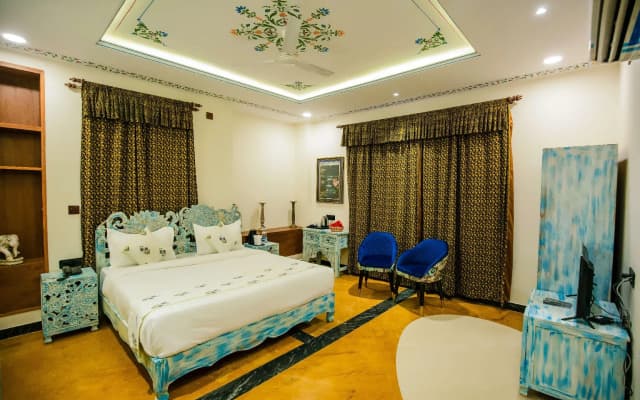 The Chronicles by WSI - Near the Lake Pichola Udaipur