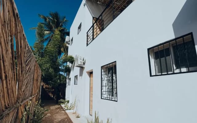 BaraBara Eat&Sleep - Eco Boutique Hotel