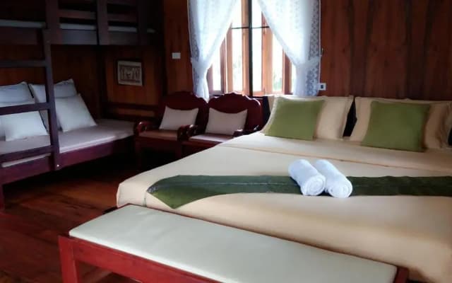 Rai Lung Tui Homestay