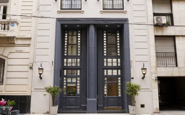 1253 Recoleta Small Hotel