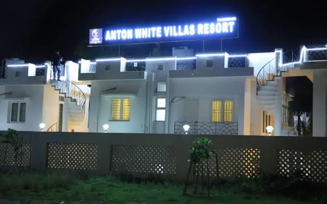 Anton White Villas Resort