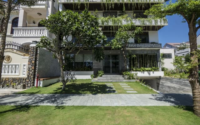 John Boutique Villa