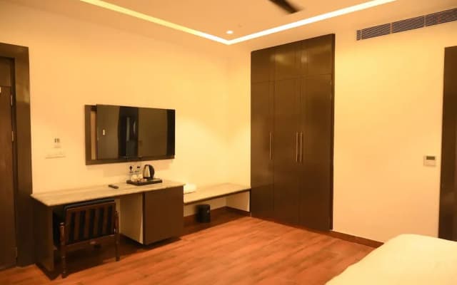 Krishnangan Hotel & Resort