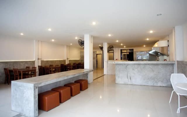 iCheck inn Chill Patong