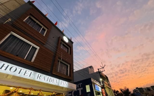 Hotel Rajdev INN