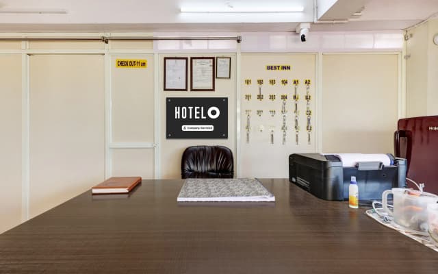 Super OYO Hotel O Ramaraopet Near Kakinada Beach