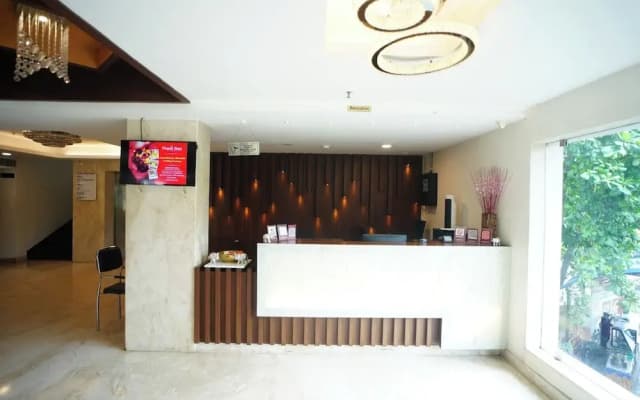 Elegant Hotel