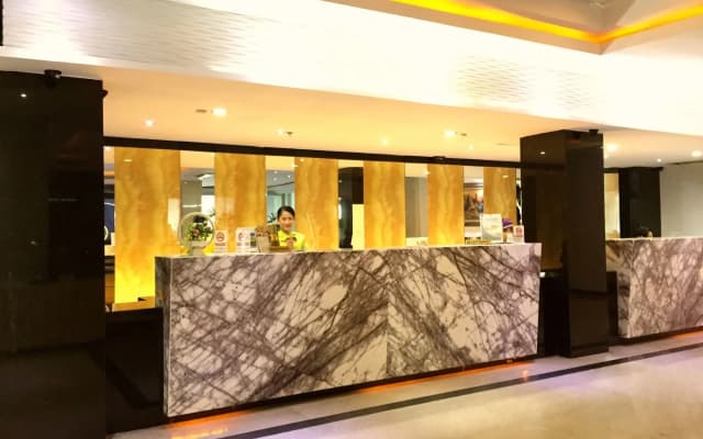 Grand Hawaii Hotel