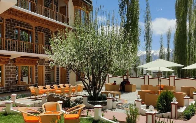 Hotel Lhalingkha