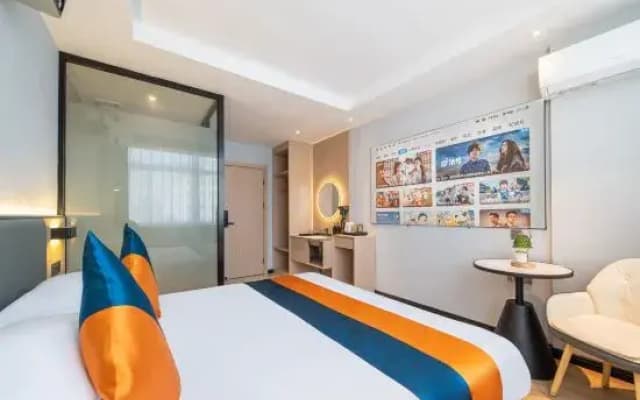 Hanlin Hotel