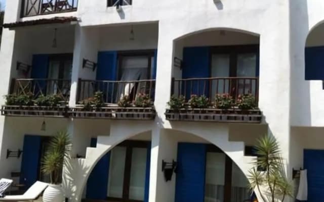 Mykonos Blu