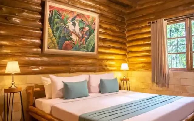 Log Home Villa Taman Wisata Bougenville