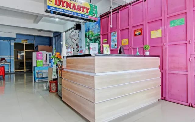 Capital O 93361 Dynasty Inn Syariah
