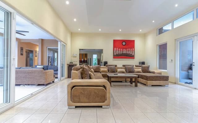 Tropical Luxury 4BR Pool Villa w Game Area