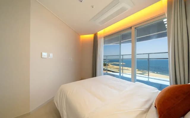 DIAMER Sokcho Hotel by AnookStay