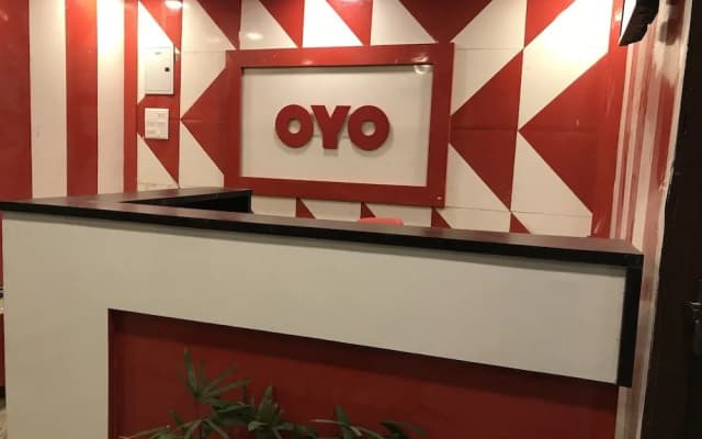 OYO 17443 Tirupati Residency