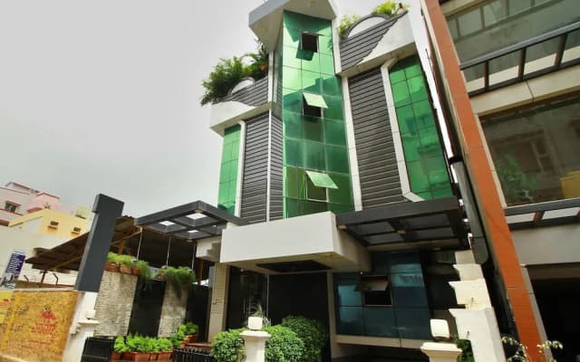 OYO 15955 Rest Inn