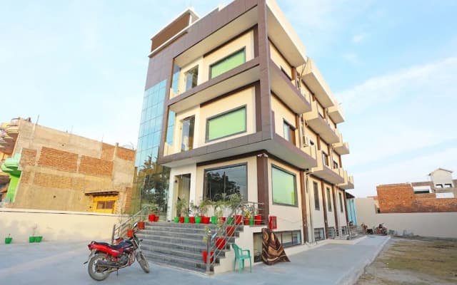 FabHotel Glorify Stay