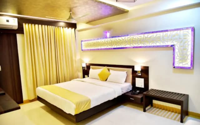 Hotel Time Square Mumbai