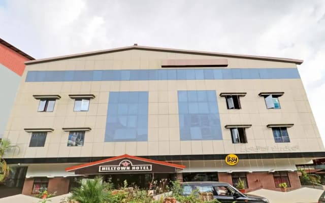 Itsy Hotels Hill Town, 500 Mtrs From Madikeri Fort