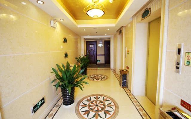 Vienna Hotel Nanning Train Station