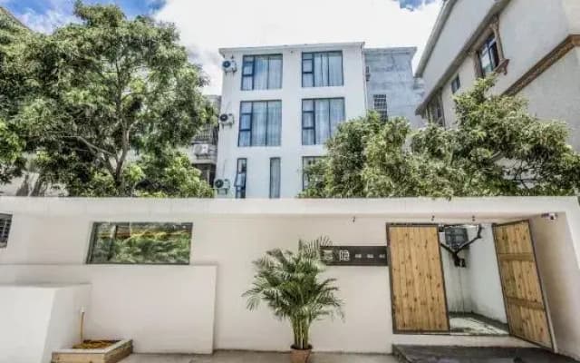 Beihai Xiayin Homestay (Qiaogang Style Street)
