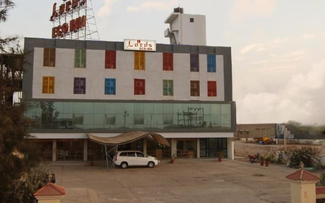 Lords Eco Inn