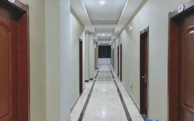 North Rim No.1 Hotel (Holland Huahai Branch)