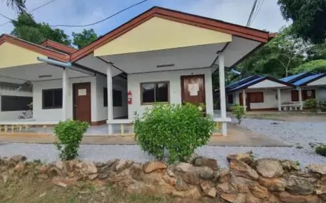 pineapple resort