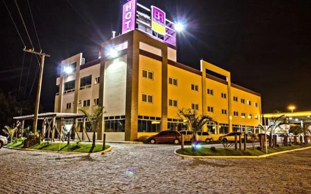 BR Suítes Hotel