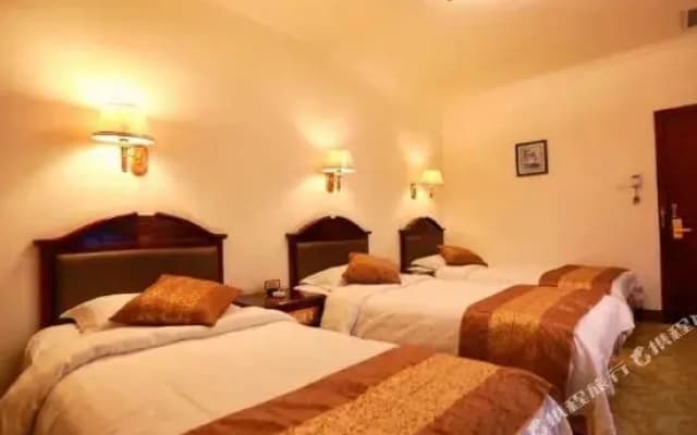 Dong Fang Hotel