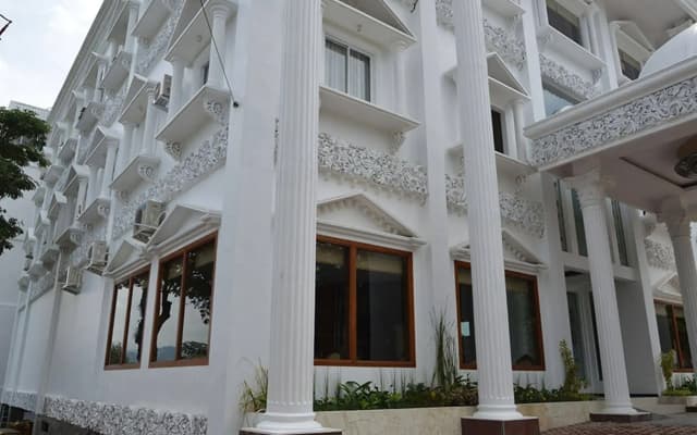 Hotel Safira Magelang