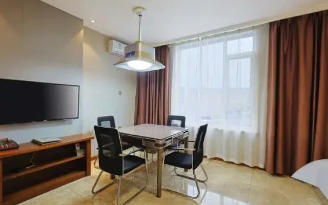 Wanjin Business Hotel
