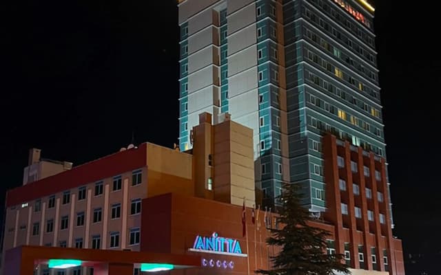 Anitta Hotel