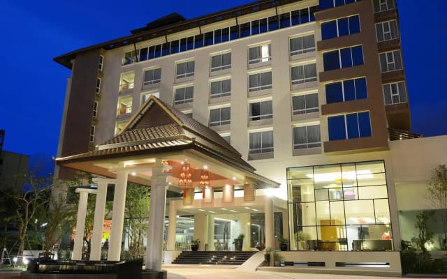 Buri Sriphu Hotel