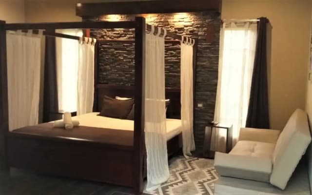 Tropical Suites