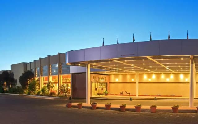 Hotel Marina Villa del Rio