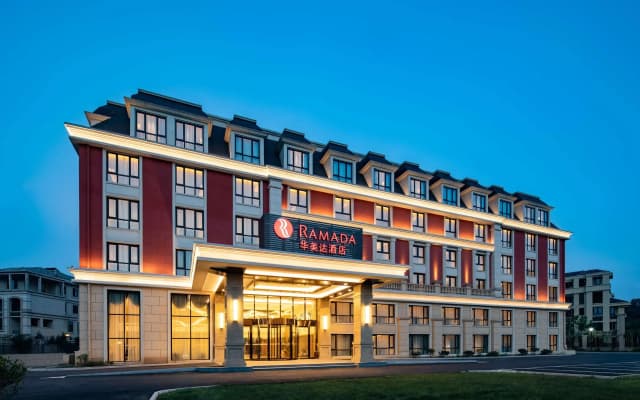 Ramada by Wyndham Zhenjiang City Center