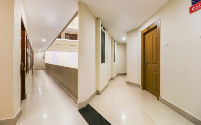 Capital O 48338 Darwesh Residency