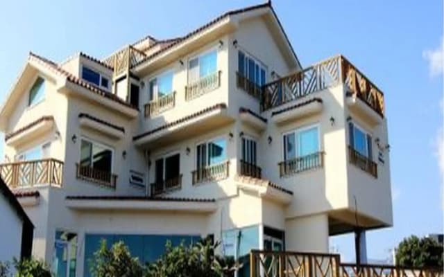 Jeju Tov Pension