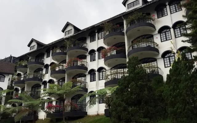Strawberry Park Resort