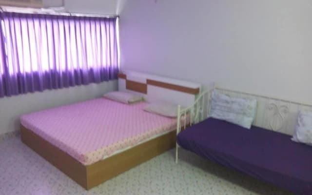 Room-chan Kim Don Mueang Guest House, fr
