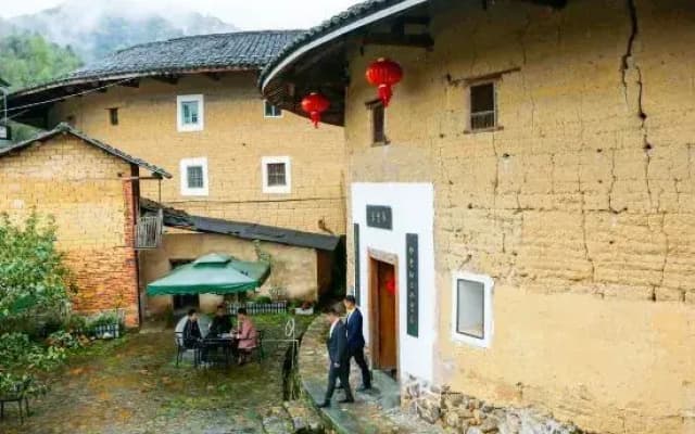Yunshuiyao Shuiyunju Centennial Tulou Humanities Homestay