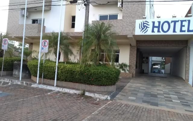 Victoria Plaza Hotel
