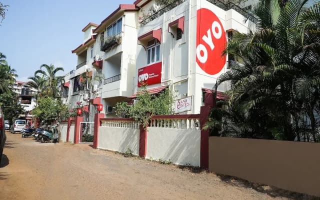 OYO Flagship 395 Miramar Beach