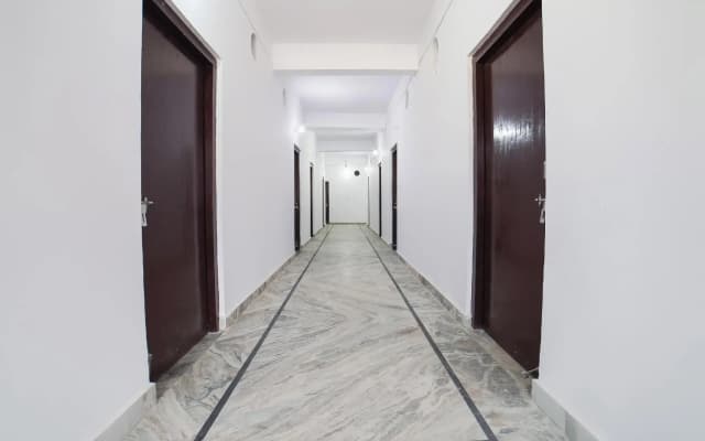 Collection O 63274 Hotel Mehraz Residency
