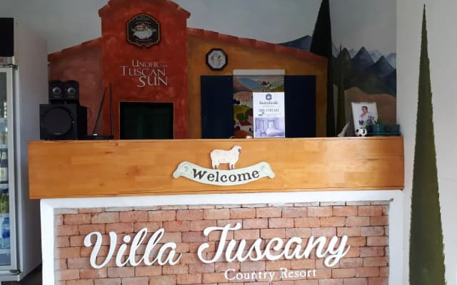 Villa Tuscany Country Resort